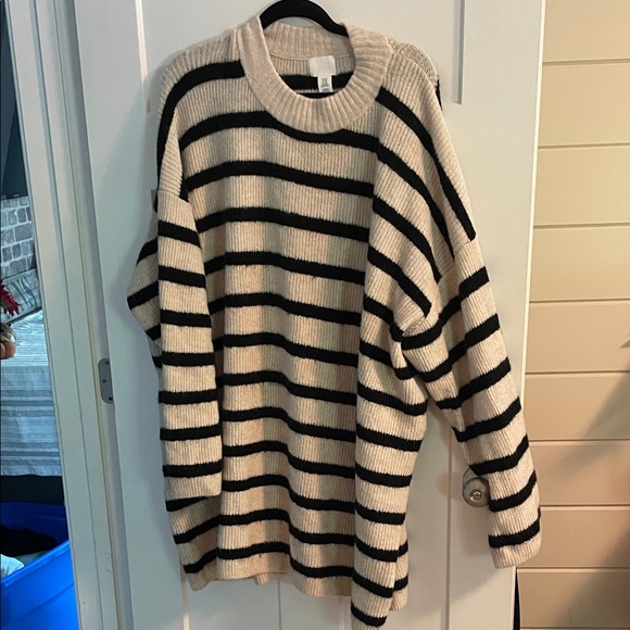 NWOT striped sweater tunic - Picture 1 of 1